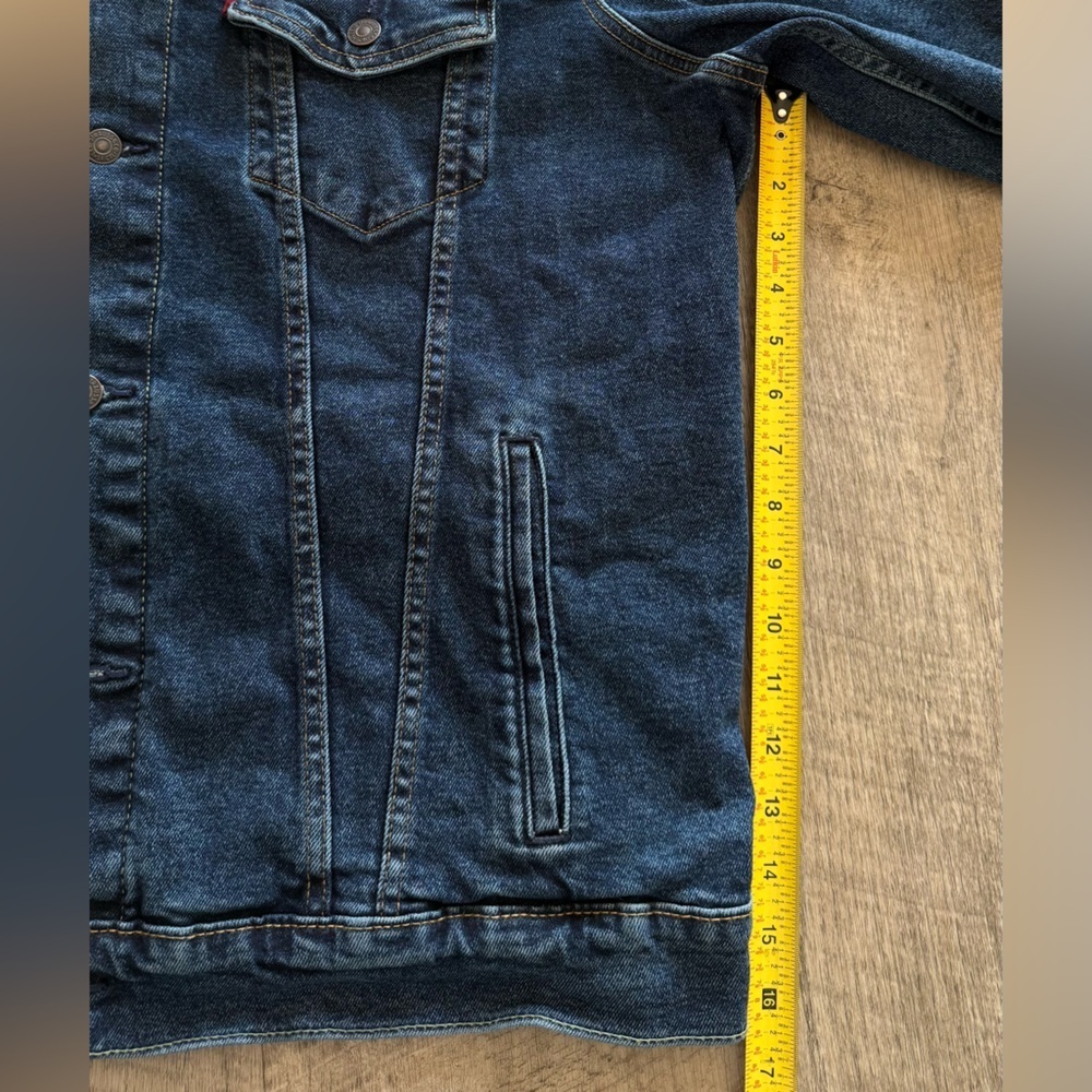 Levi's Dark Blue Denim Jacket - Picture 11 of 11
